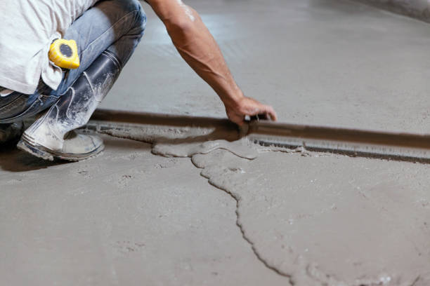 Best Commercial Concrete Contractor  in Versailles, OH